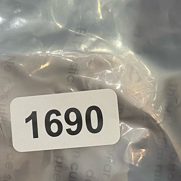 Lululemon Athletica Box It Out Short 5" Heathered Black Size 2 Athletic 1690 - Picture 9 of 12